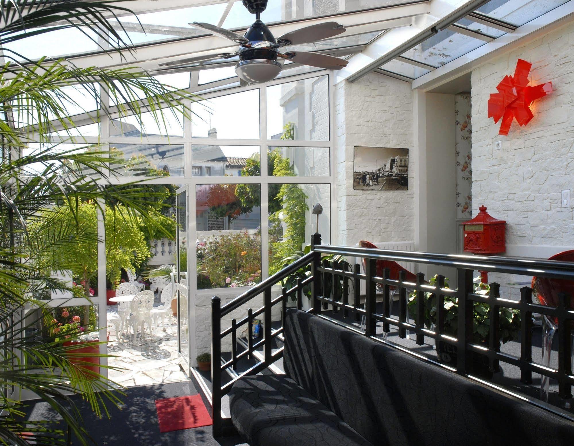 Hotel Calme Des Pins & Spa Les Sables-dʼOlonne 외부 사진